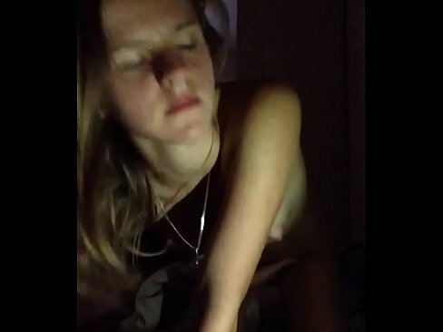 ❤️ En tjej onanerar och kommer Anal porr at us ❌️